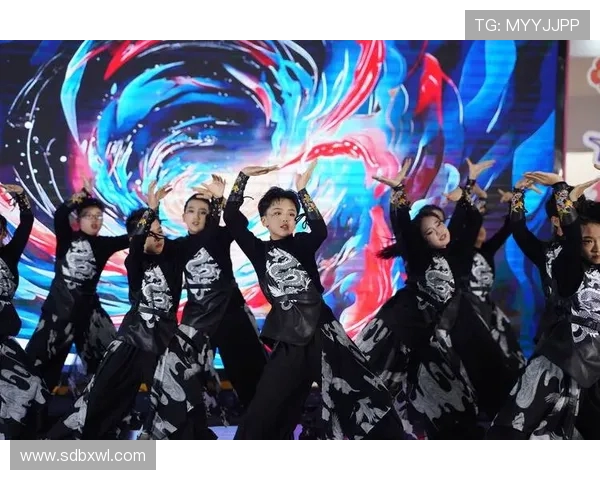 全国街舞大赛点评：武汉街舞队默契配合展现团队精神与实力