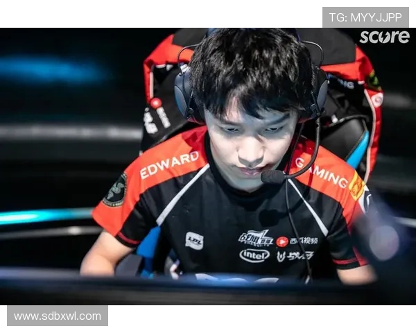 和平精英热议EDG战队灵活性引发的争议与思考